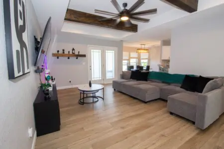 6dace2db 0c95 4a51 916d 8d529f6614d4.jpg