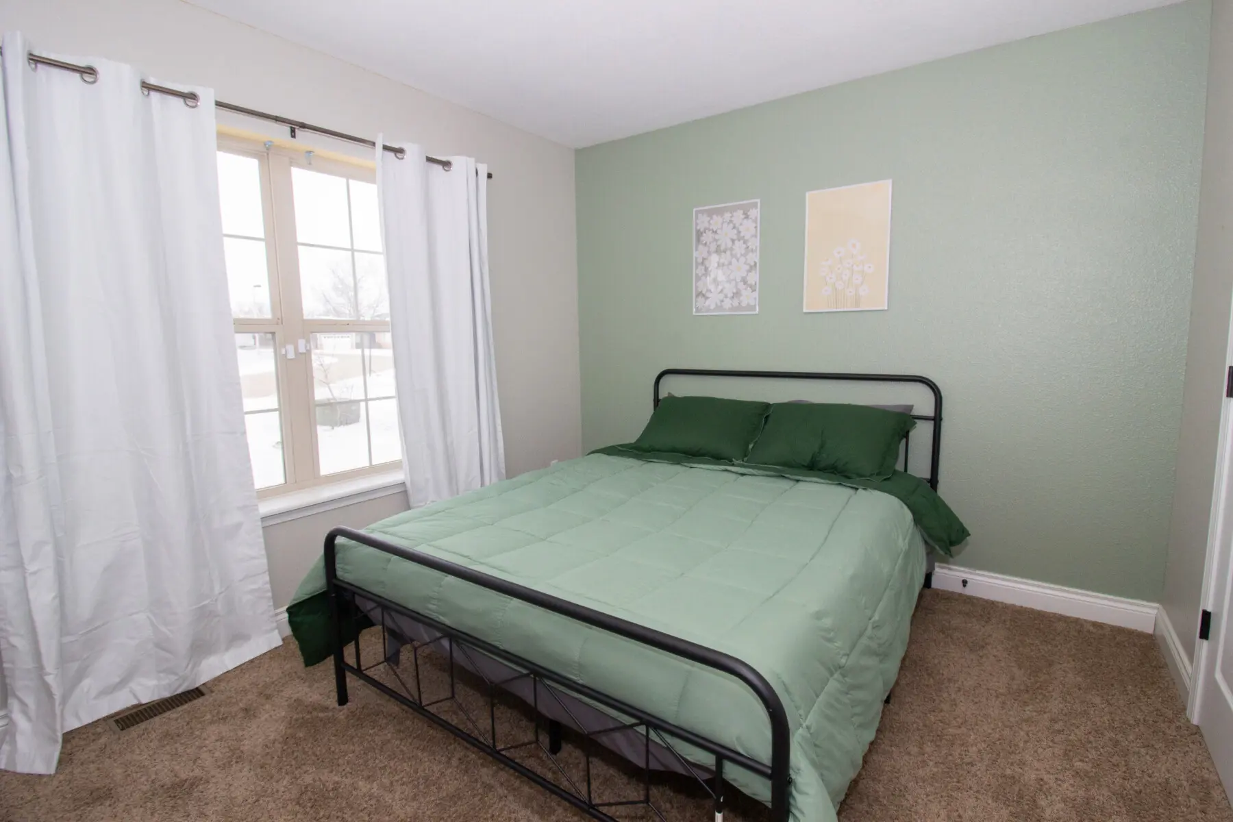 724793db 82be 4300 91b7 f9e34f22b7fd.jpg