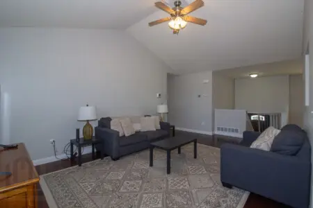 169a4369 e8fa 4dca b783 73fb29d63b18