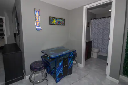 fefb81e1 50db 4041 8ed4 86a6164abb6e