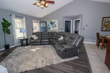 0e2afed8 54bb 4a3b 81bd e45712dc2719