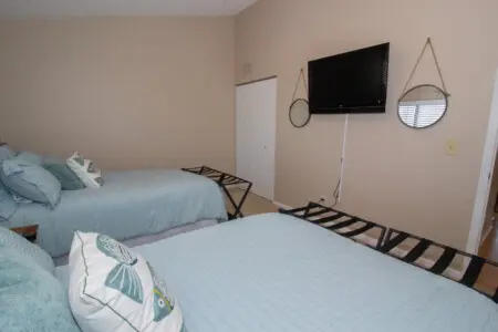 1ad70f5a b7f8 40a0 a1ee a5a8acf0997f