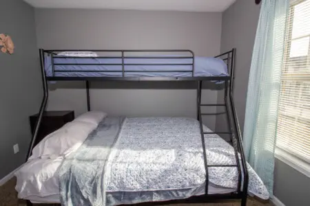 4d3f1dfc d96e 4bc9 895a 2f8c354cd29a