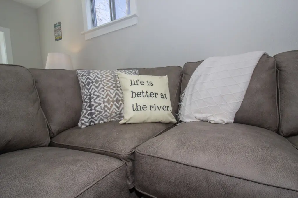 cd53ecd7 c6e5 49fc a47f e5e48c983d40