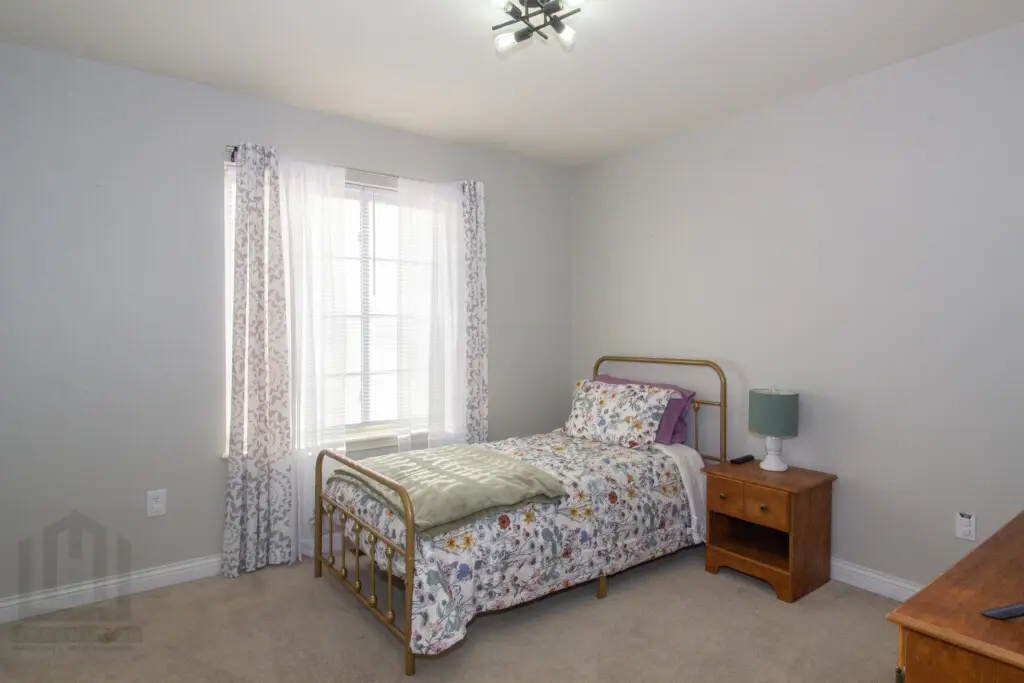 d195f33c b78b 4dc9 b895 c07b8f64e4f9